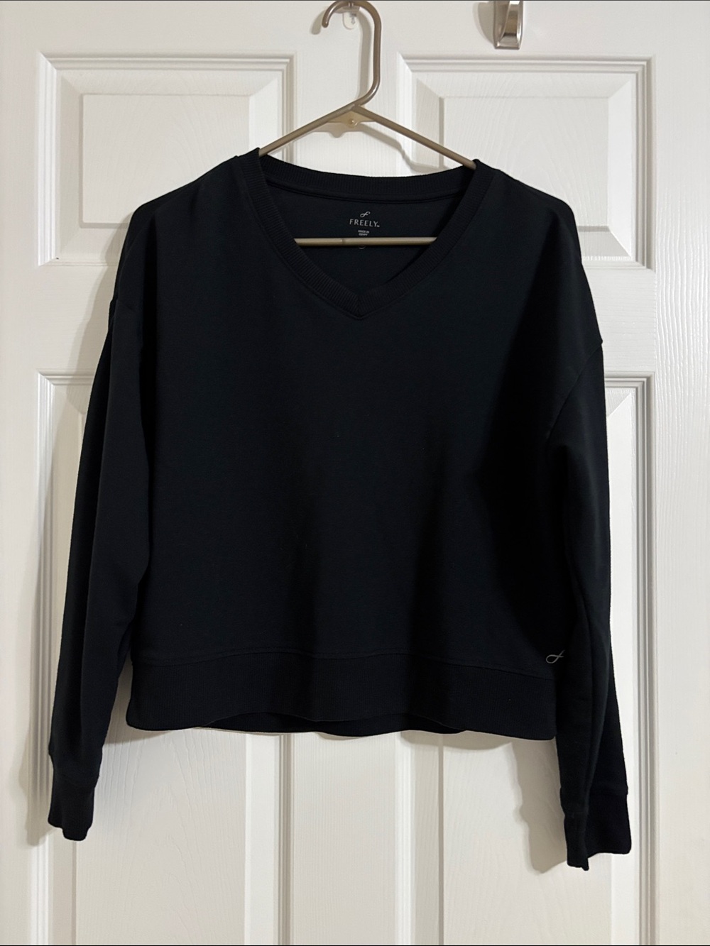 Women’s Black V Neck Sweatshirt